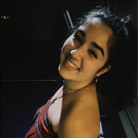 Meet your Posher, McKenzie - Picture 1 of 1